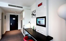 Holiday Inn Nola - Naples Vulcano Buono by IHG