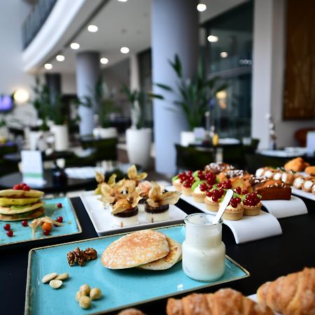 Holiday Inn Nola - Naples Vulcano Buono By Ihg Esterno foto