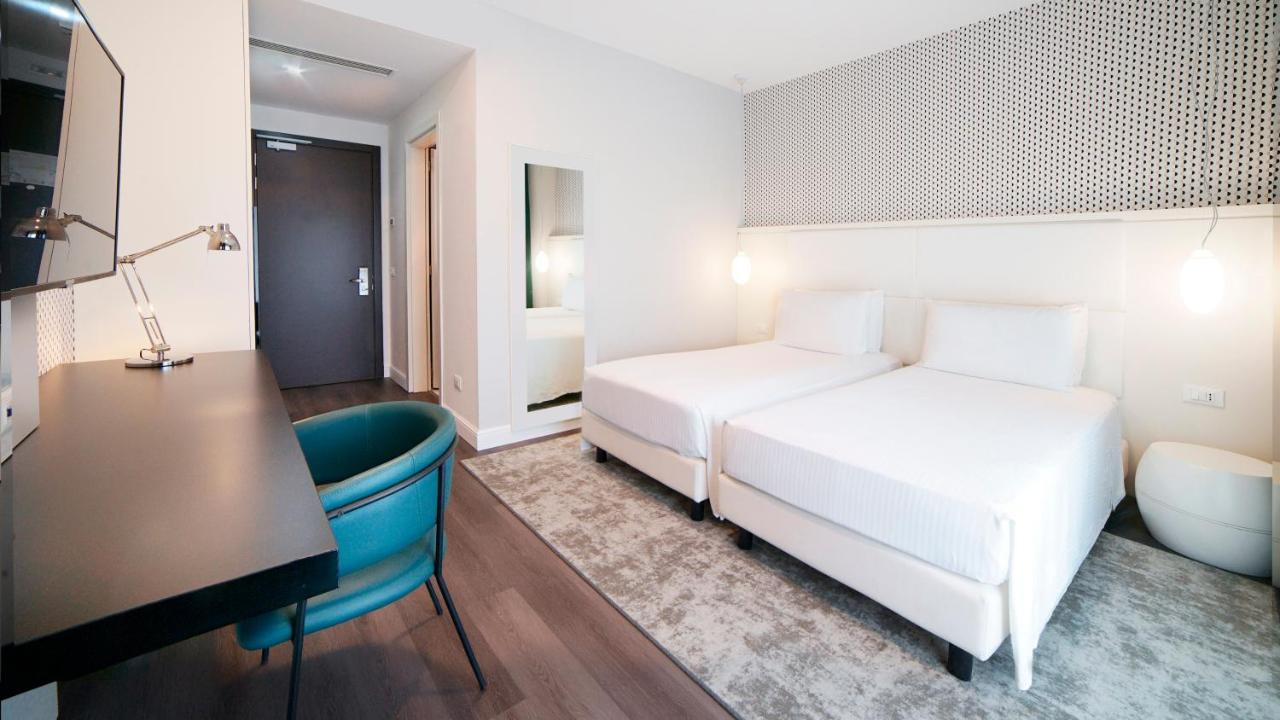Holiday Inn Nola - Naples Vulcano Buono By Ihg Esterno foto
