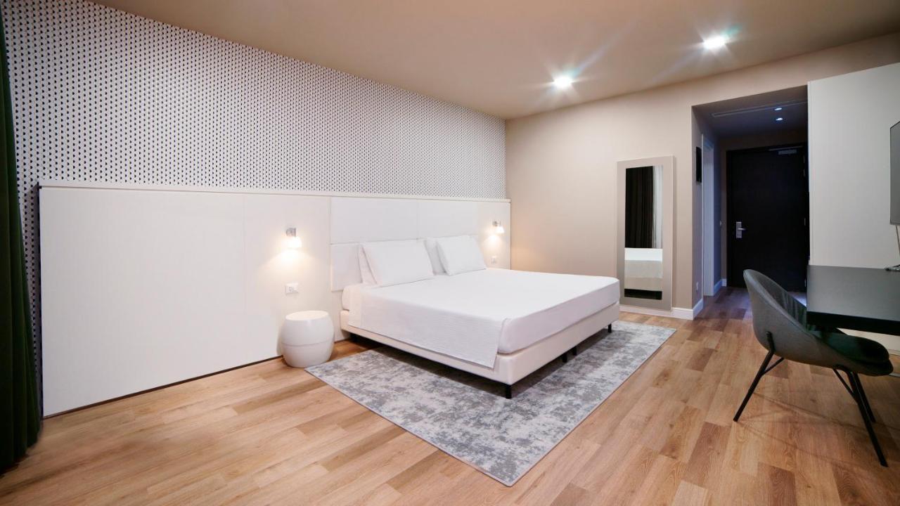 Holiday Inn Nola - Naples Vulcano Buono By Ihg Esterno foto