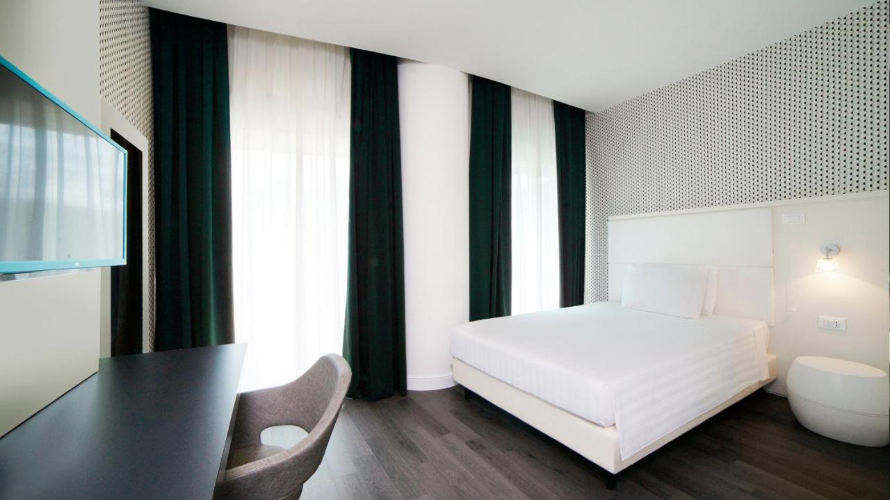 Holiday Inn Nola - Naples Vulcano Buono By Ihg Esterno foto