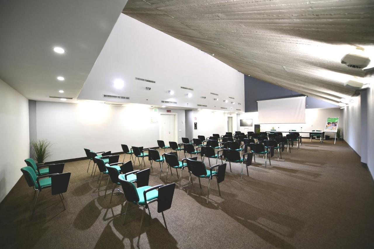 Holiday Inn Nola - Naples Vulcano Buono By Ihg Esterno foto