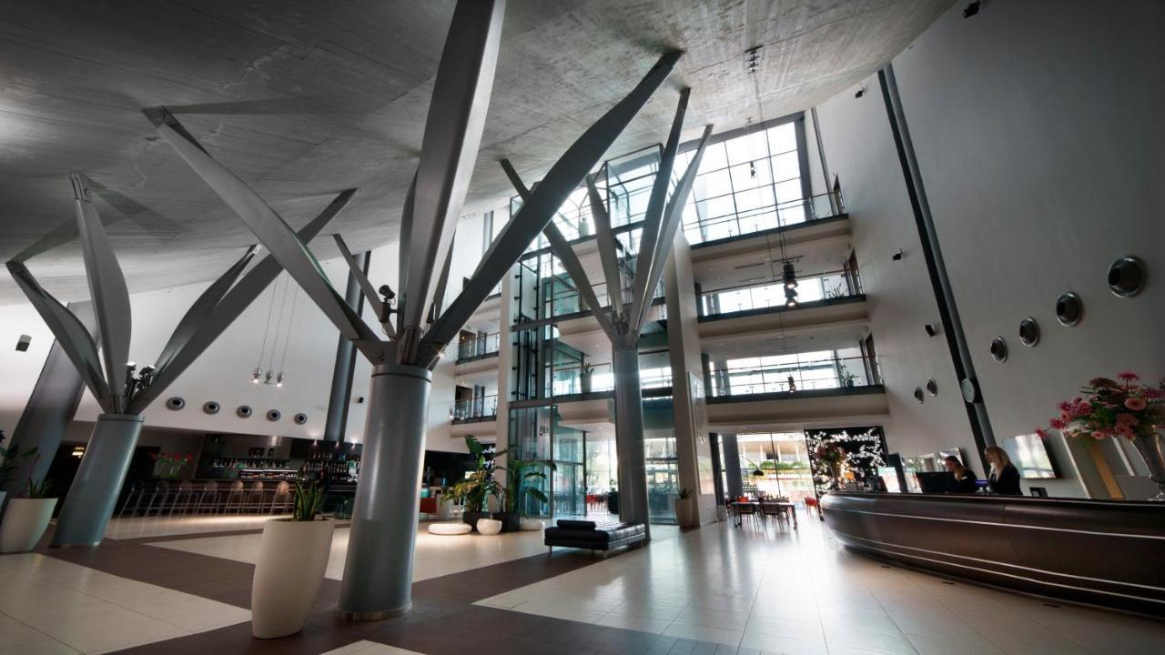 Holiday Inn Nola - Naples Vulcano Buono By Ihg Esterno foto